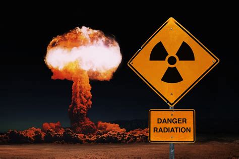 nuclear attack|Iba pa.